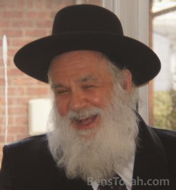 Mitzvas Kiseevas Sefer Torah 