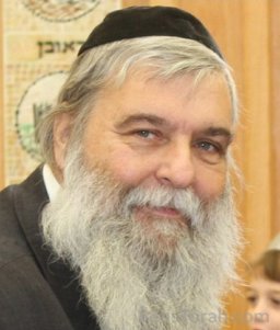 Rabbi Eli Herzberg - A Humble Life Of Everlasting Greatness. The Legacy Of Rabbi Chanina Herzberg Zt"l